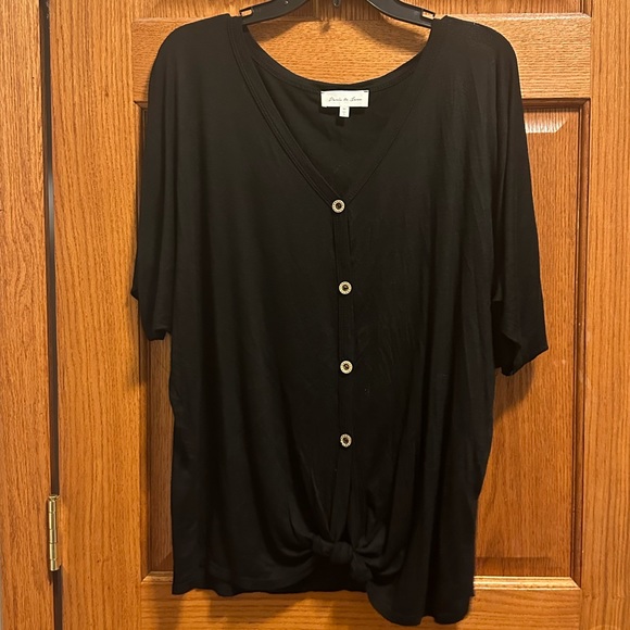 Black Top - Picture 1 of 3